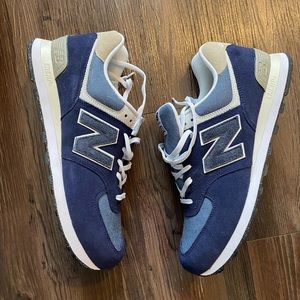 Men’s navy size 13 New Balance classics